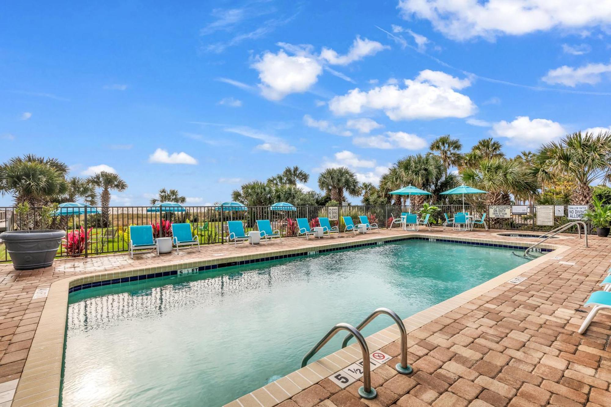מירטל ביץ' Ocean View Double Suite! Sleeps 4 Meridian Plaza 705 מראה חיצוני תמונה