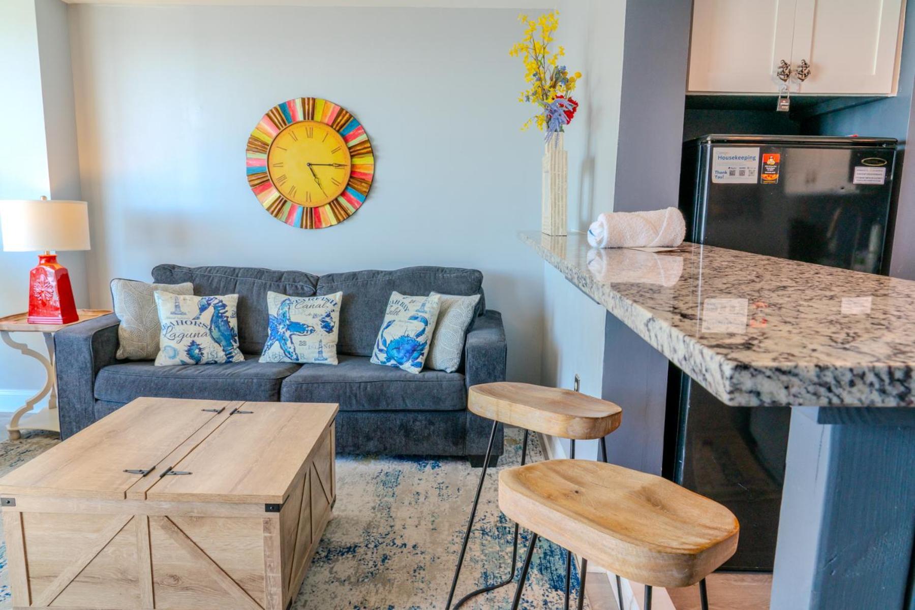 מירטל ביץ' Ocean View Double Suite! Sleeps 4 Meridian Plaza 705 מראה חיצוני תמונה